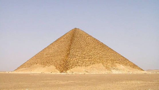 Красная пирамида